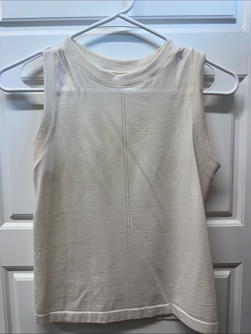 ATHLETA Sleeveless Cream Knit Top - Classic Tank